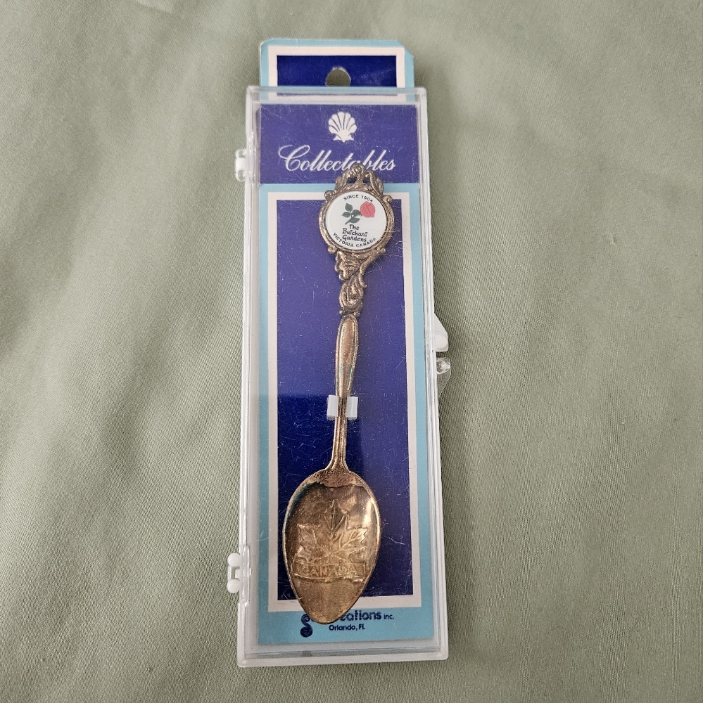 Vintage The Butchart Gardens Victoria BC Canada Souvenir Spoon Elegant‎ Carvings